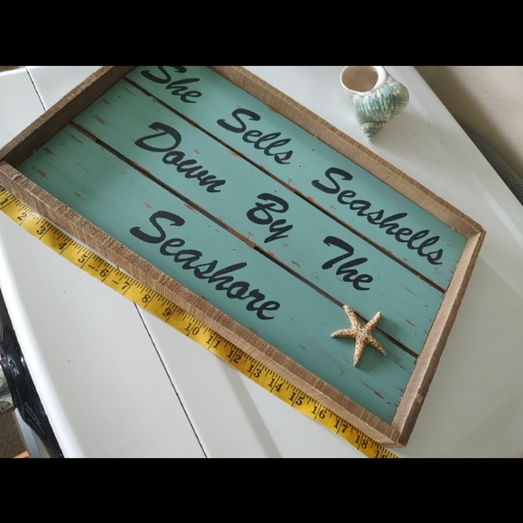 Framed Ocean Beach nautical seashell art. - Picture 5 of 7